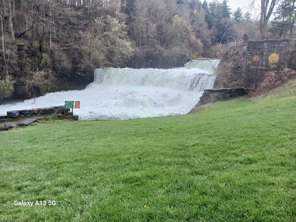 Connecting Keuka and Seneca Lakes