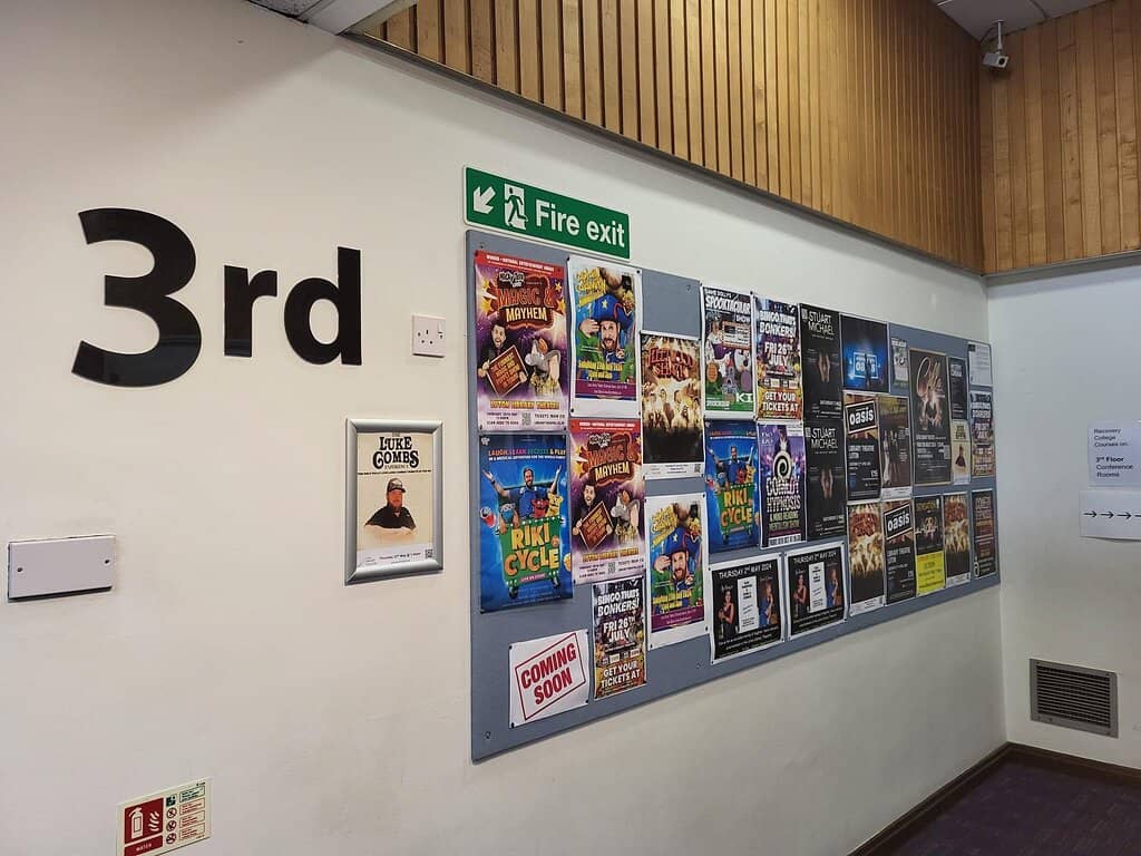 Live Music & Tribute Acts