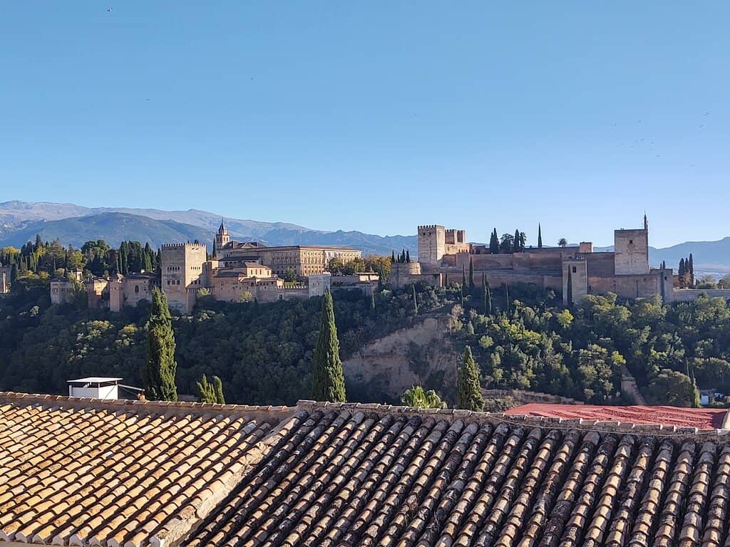 Panoramic Albaicín Views