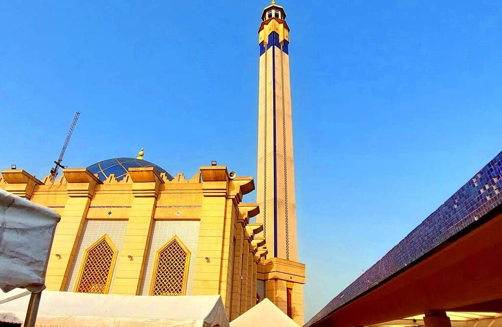 Vertical photo