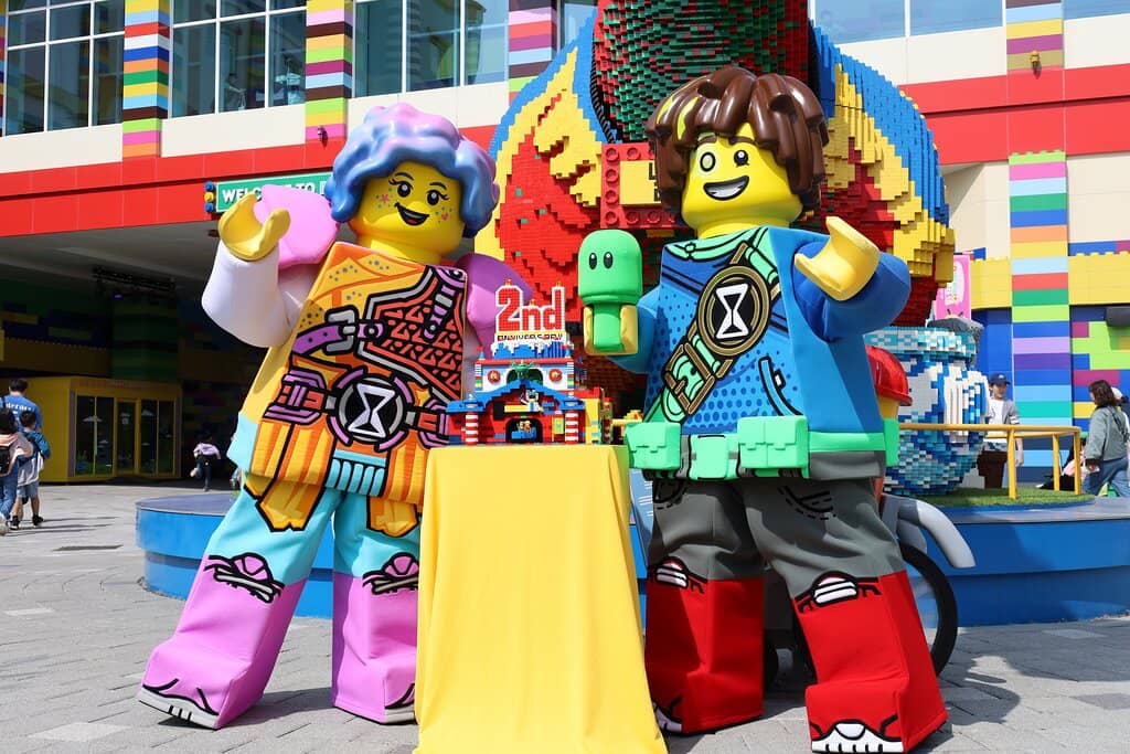 Masters of Spinjitzu