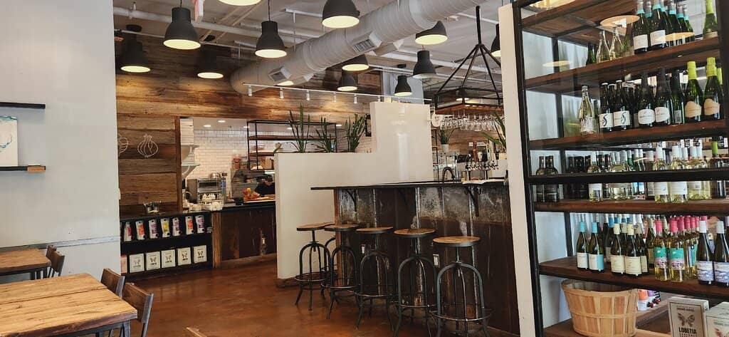 Vibrant & Relaxed Atmosphere