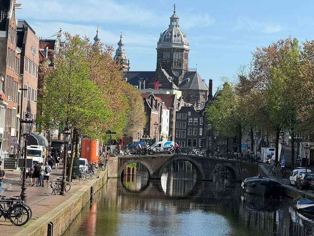 Red Light District Ambiance