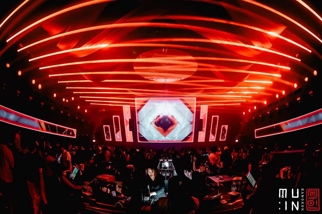 World-Class DJs and Music