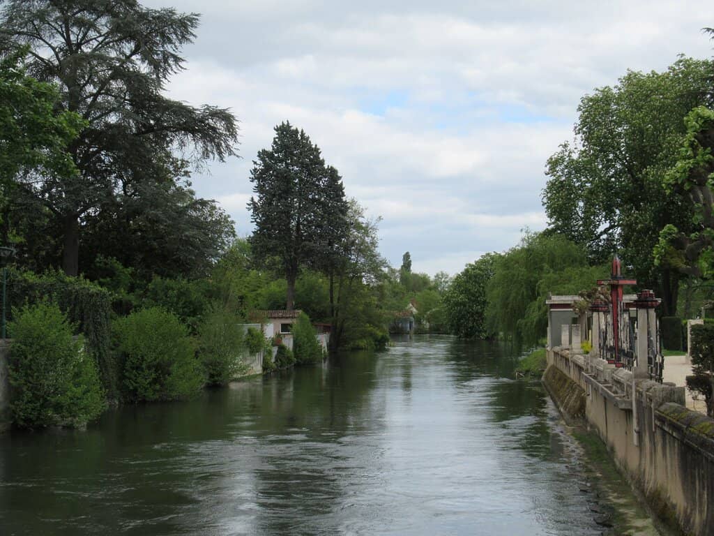 Berry Canal Promenade