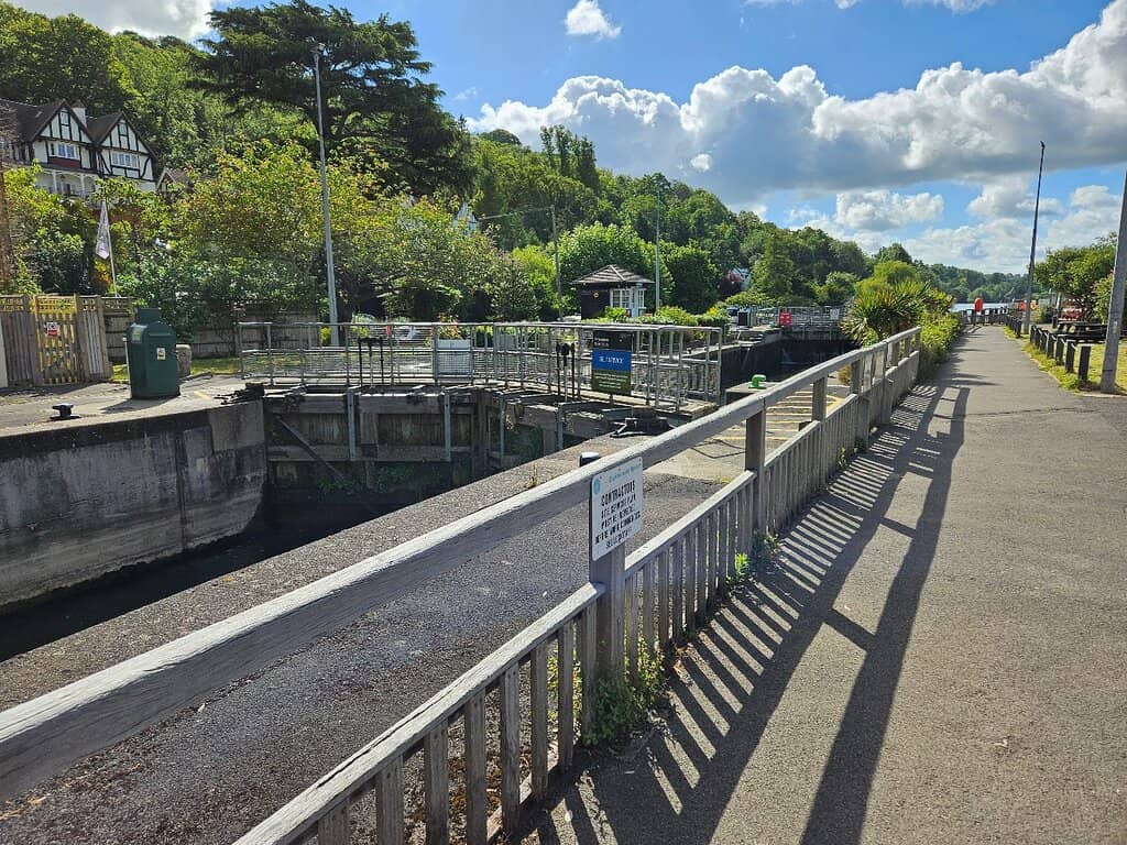 Reading Bridge