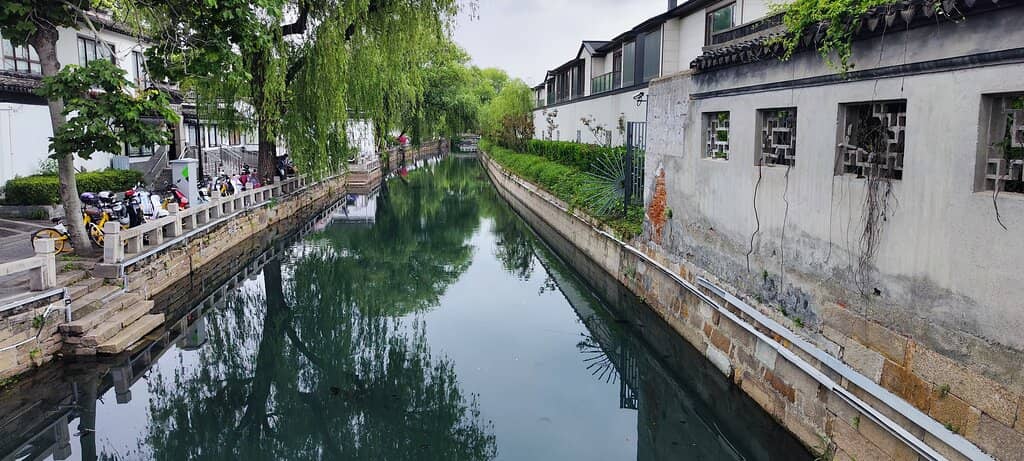 The Grand Canal Embrace