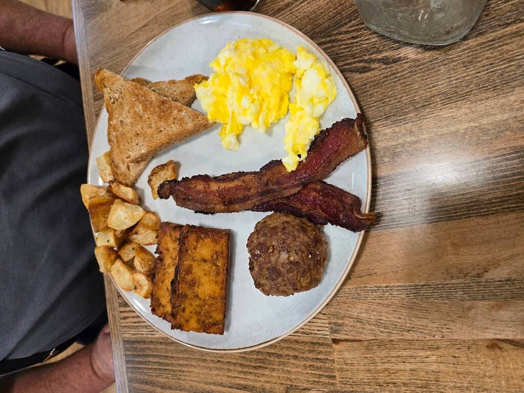 Lobster Eggs Benedict