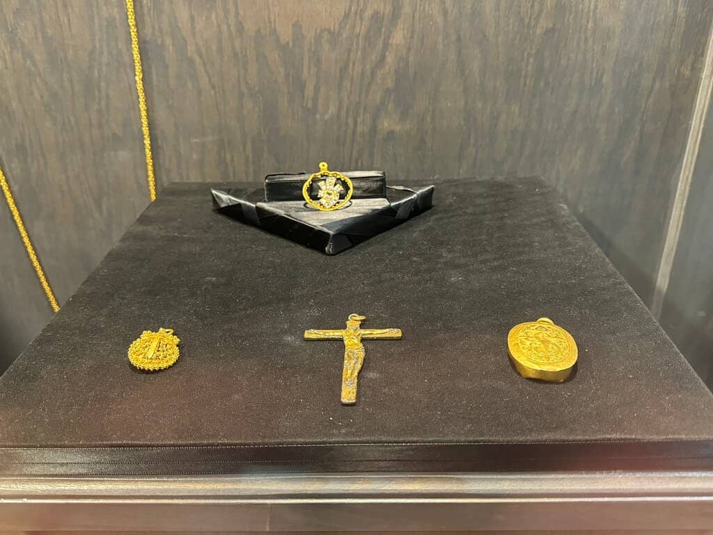 Sunken Treasure Exhibits