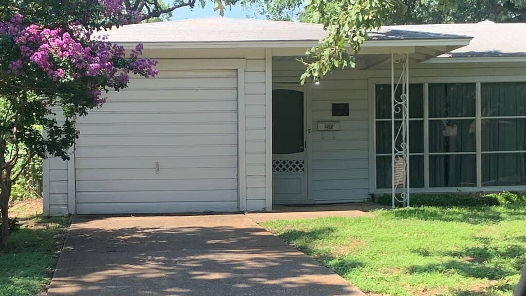 Knowledgeable Guided Tours