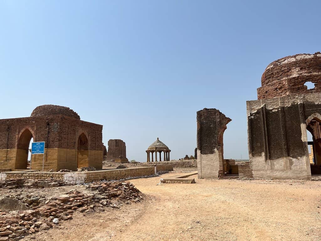Tomb of Mirza Isa Khan Tarkhan II