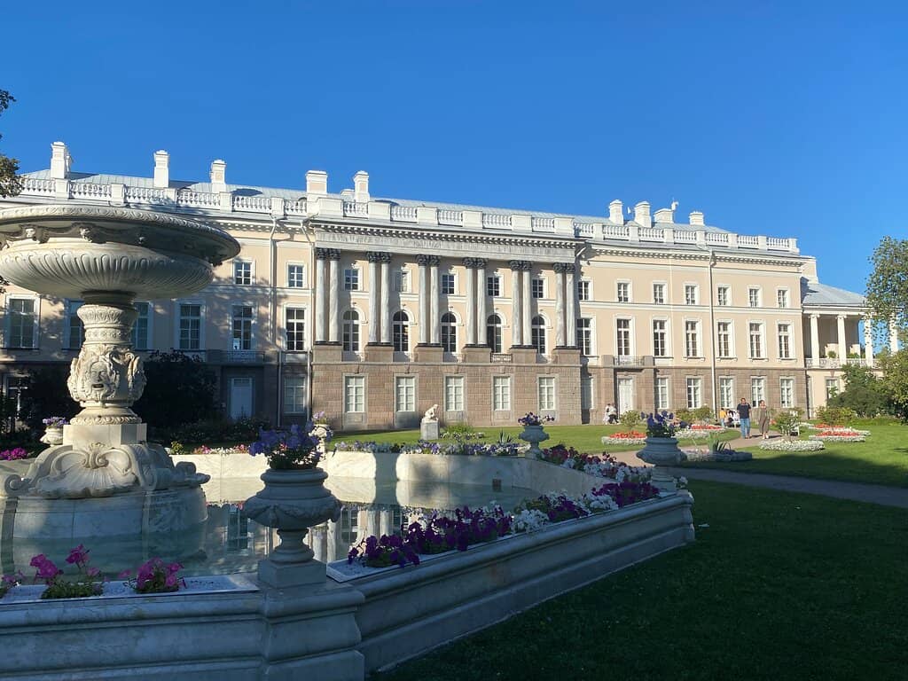 Panoramic Garden Views