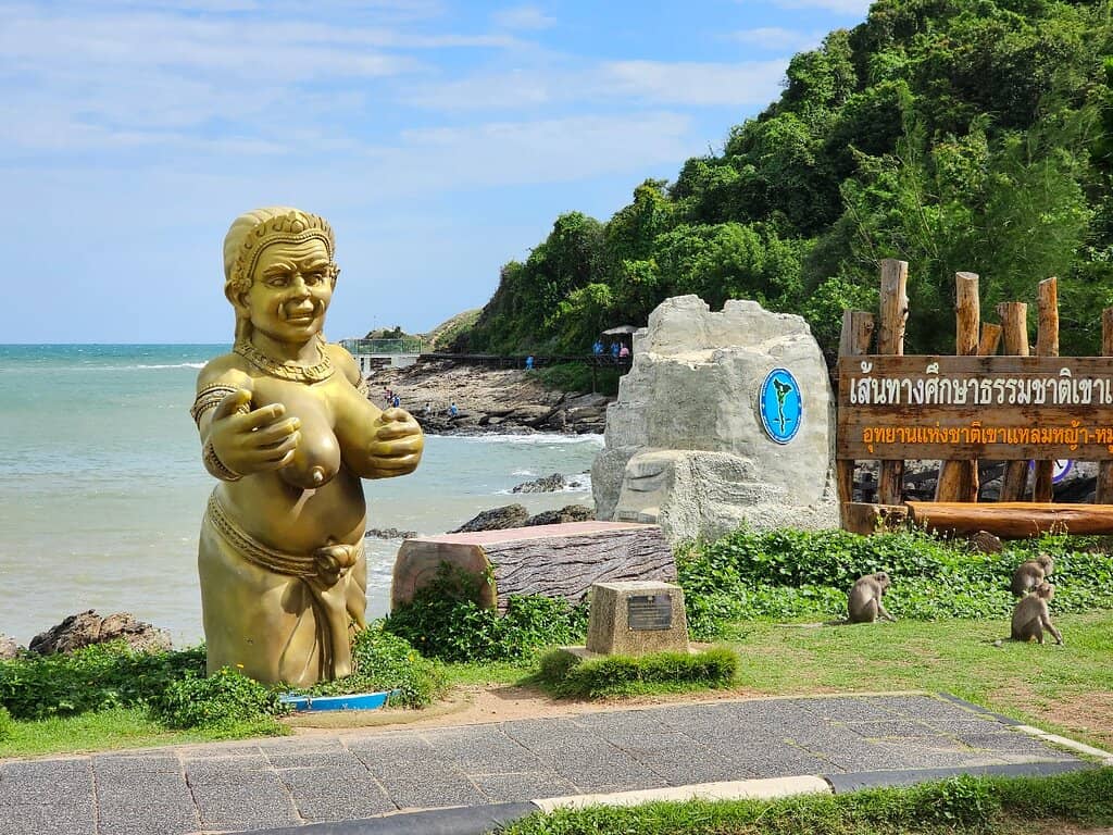Kratengjeng Waterfall