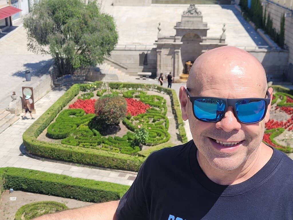 Outdoor Soaking Pools