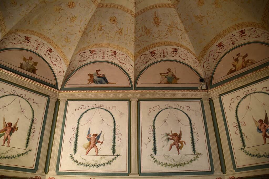 Helpful Staff & Audio Guide