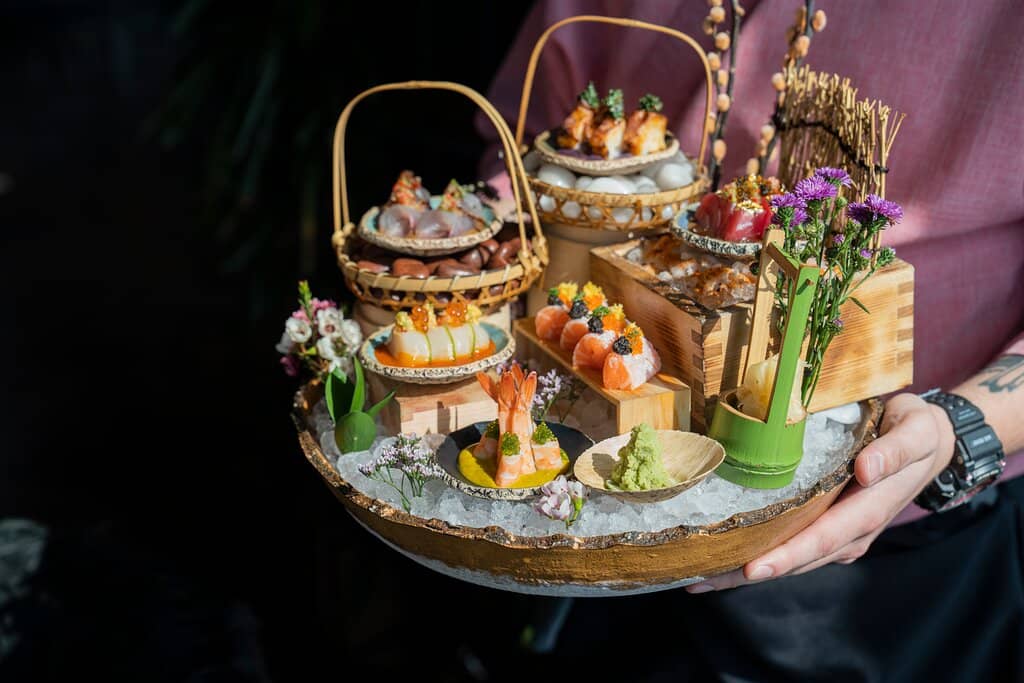 Stunning Rooftop Views & Ambiance