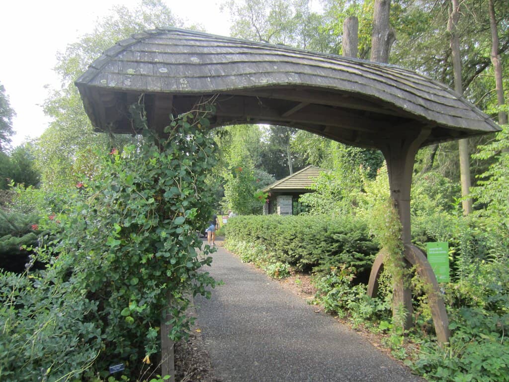 Historical Estate Grounds