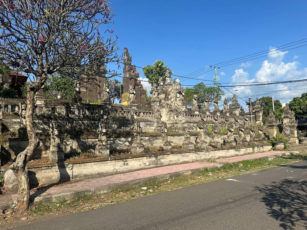 Hanoman Statues