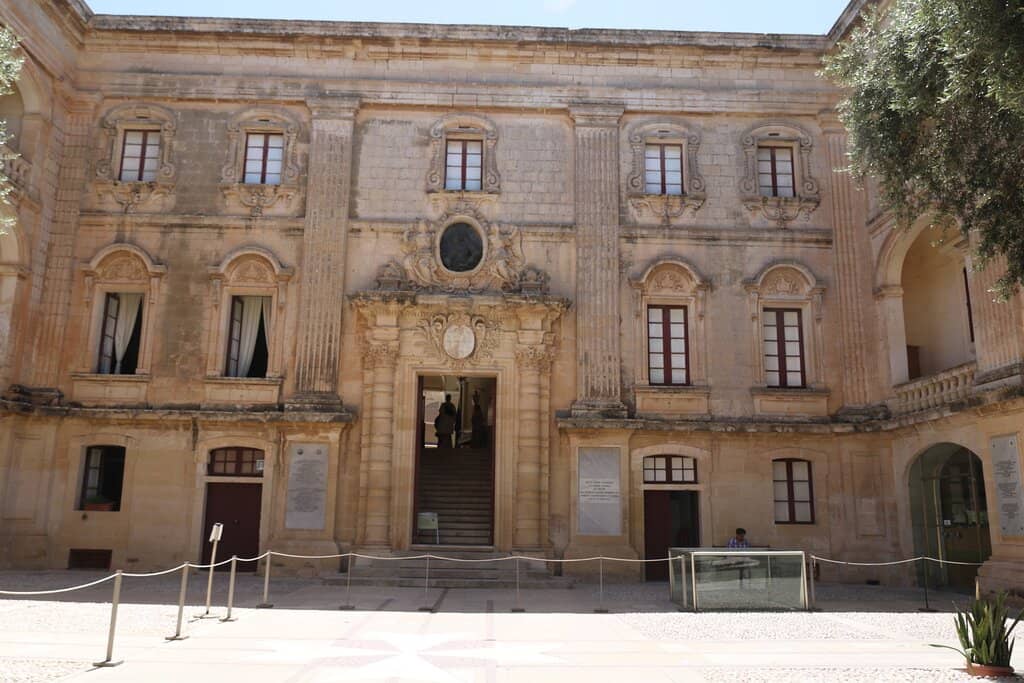 Vilhena Palace Architecture