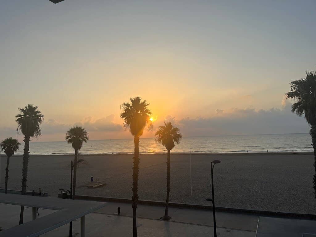 Port Saplaya's Colorful Canals