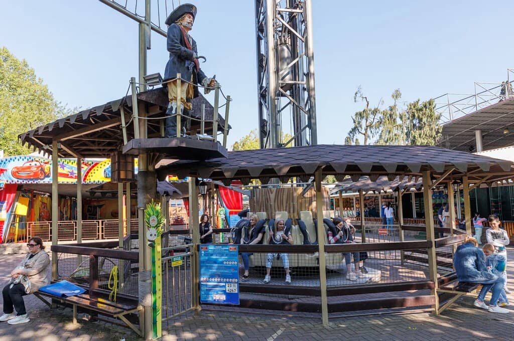 Dolphinarium Delights