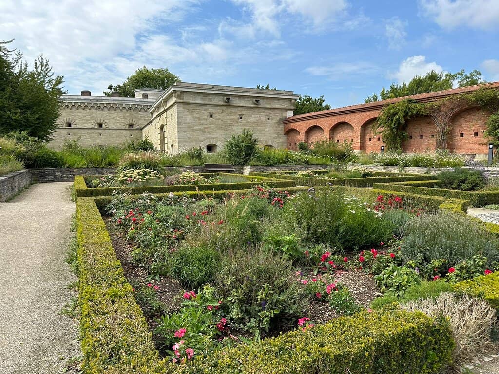 Lush Green Spaces & Gardens