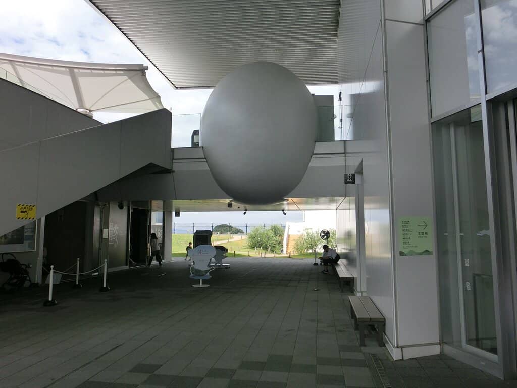 Themed Marine Exhibits