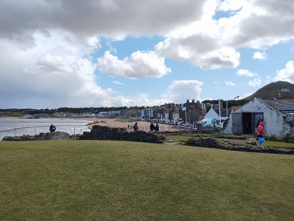 Milsey Bay & West Beach