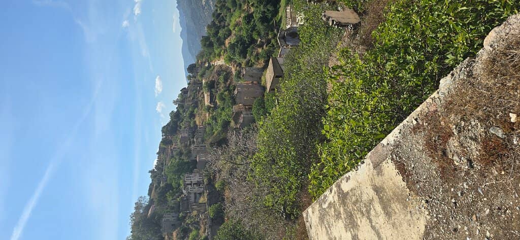 Panoramic Mountain Views