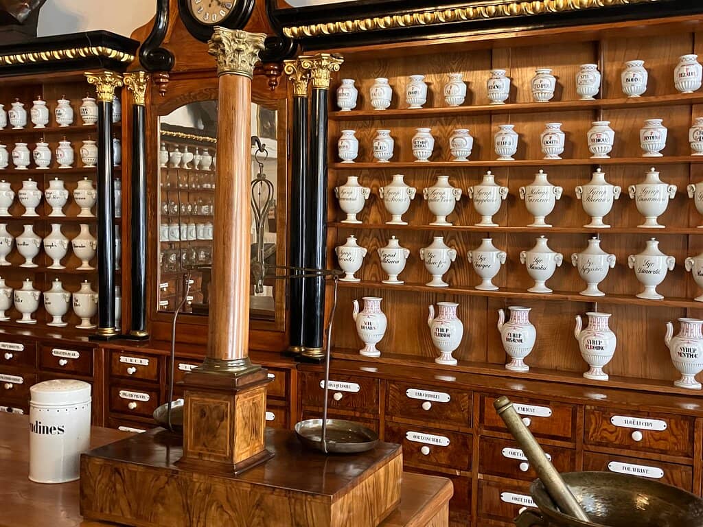Pod Orłem Pharmacy