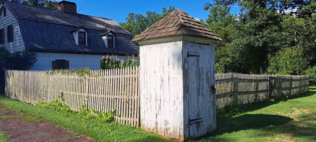 Nature Center & Exhibits