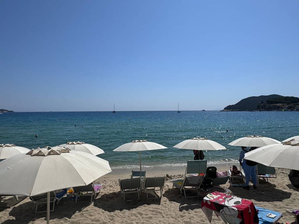Seaside Dining