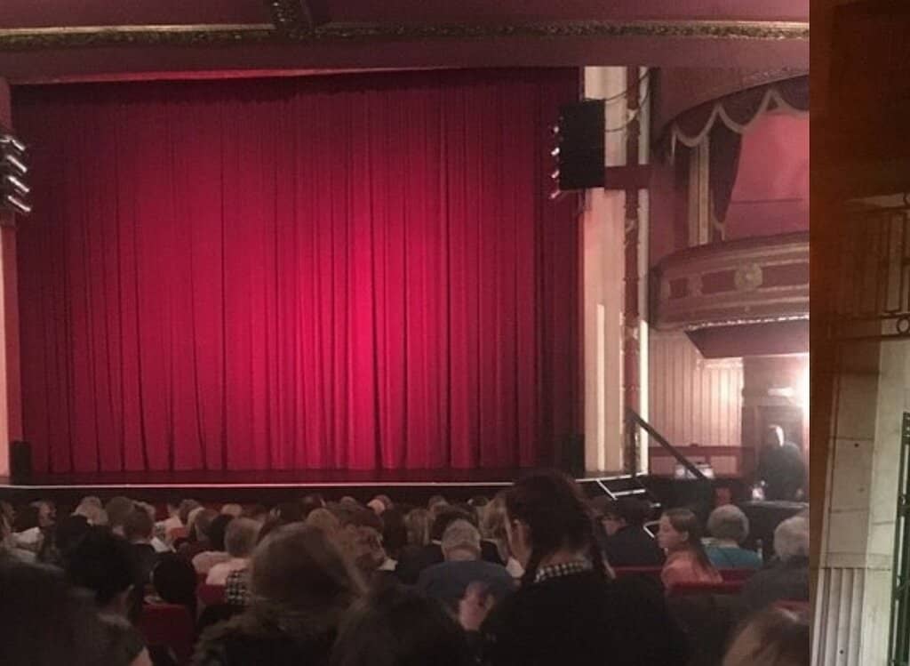 Amateur Dramatics & Musicals