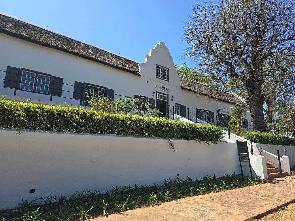 Scenic Views & Dining