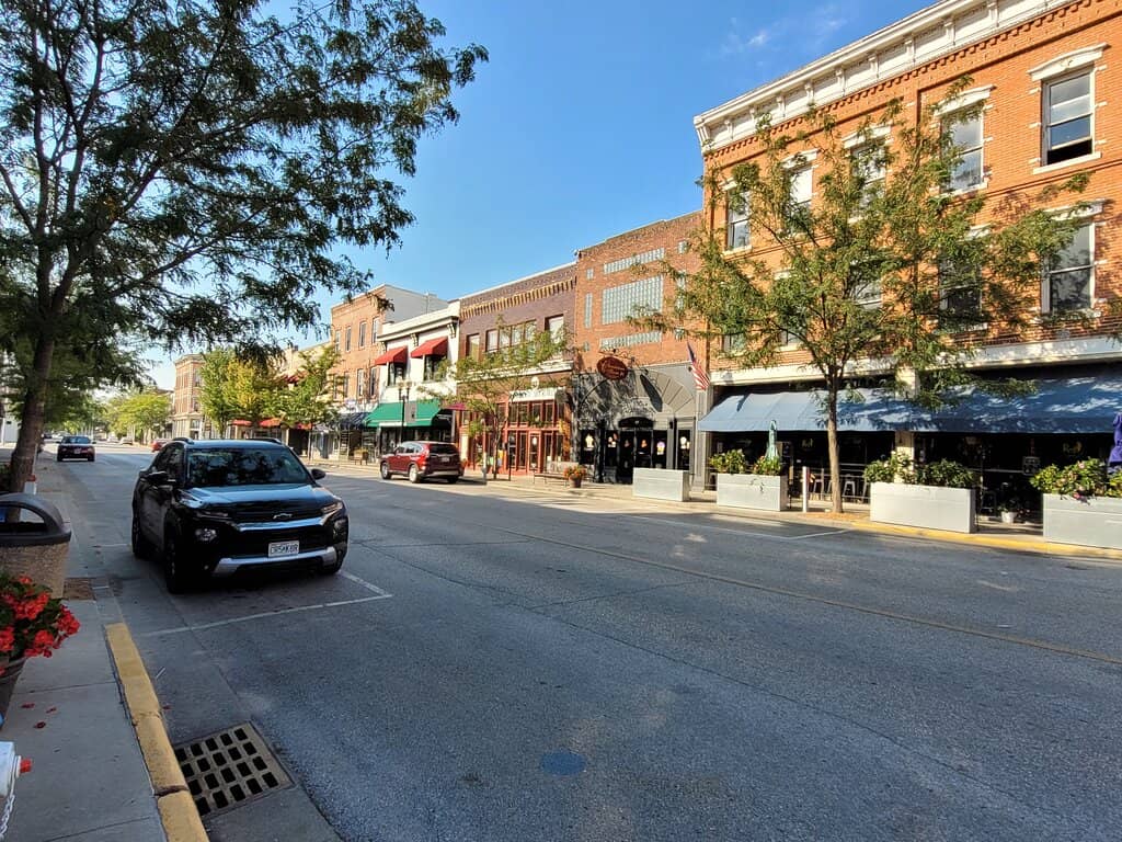 Becky's Old Fashioned Ice Cream Parlor