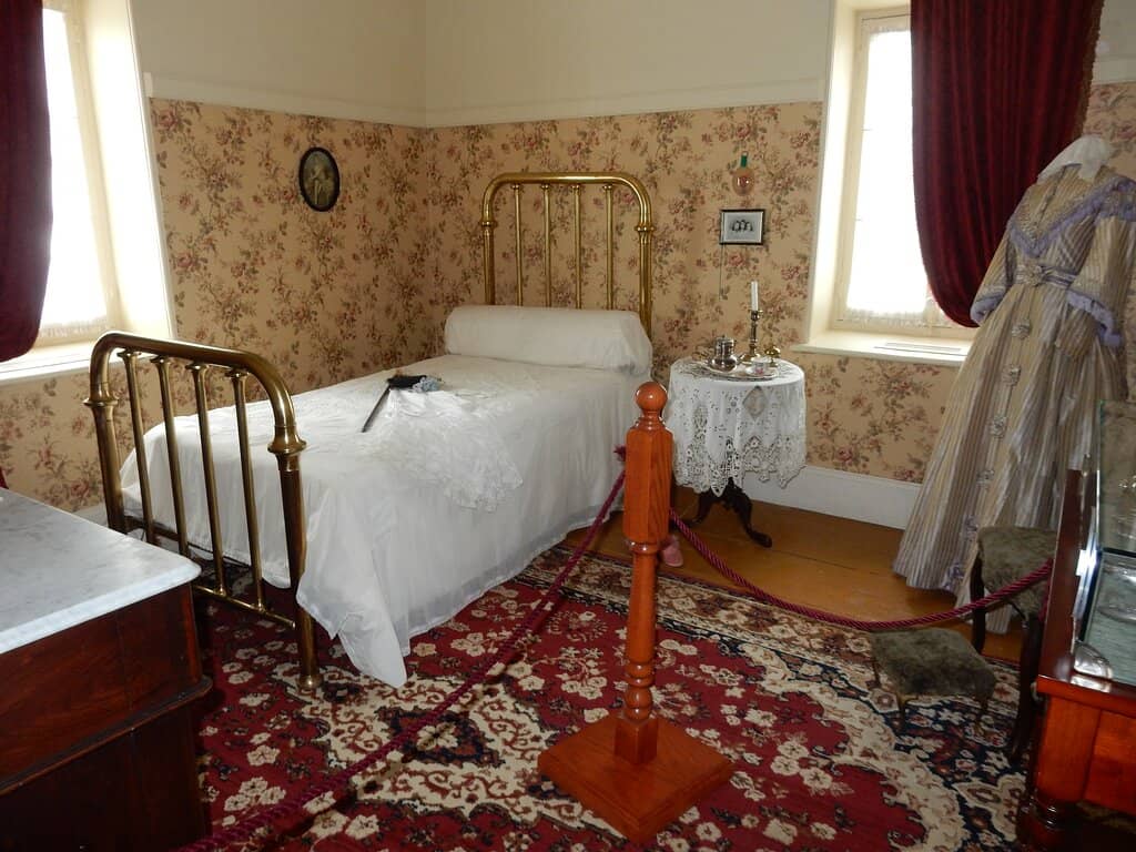 Family-Friendly Ghost Tour