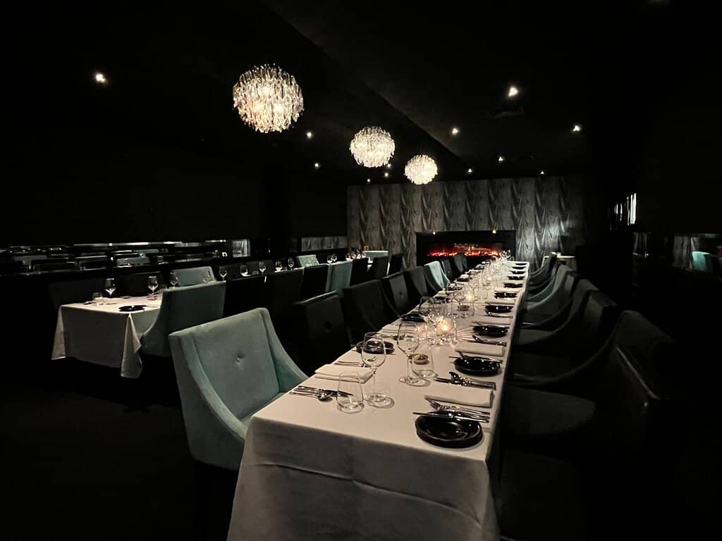 Elegant & Romantic Ambiance