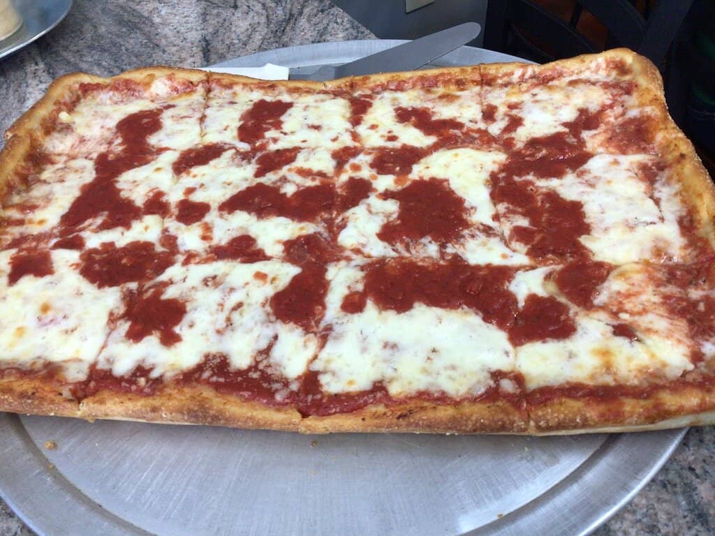 Classic Pizza Joint Vibe