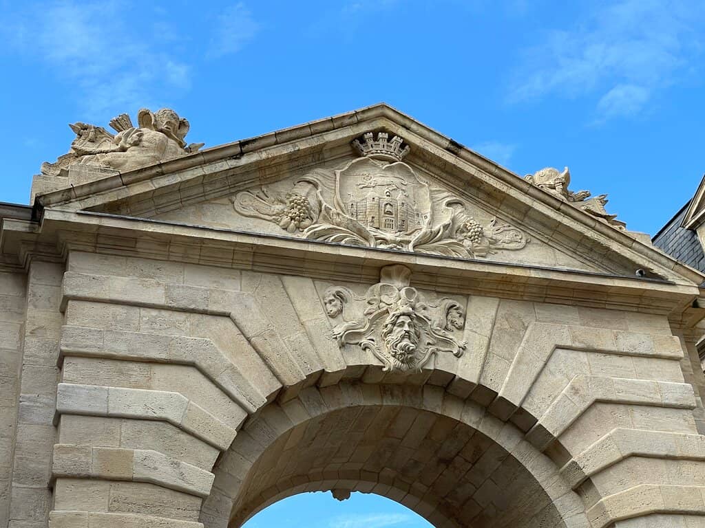 Gateway to Shopping Streets