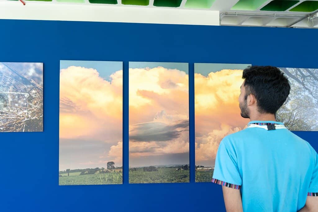 Interactive Globe & NASA Projections