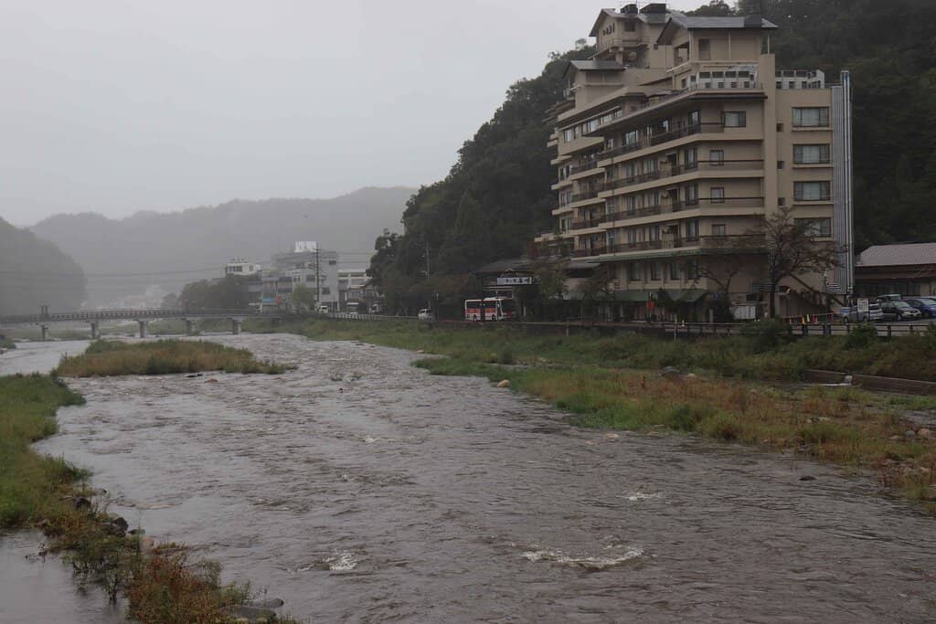 Mitoku River Scenery