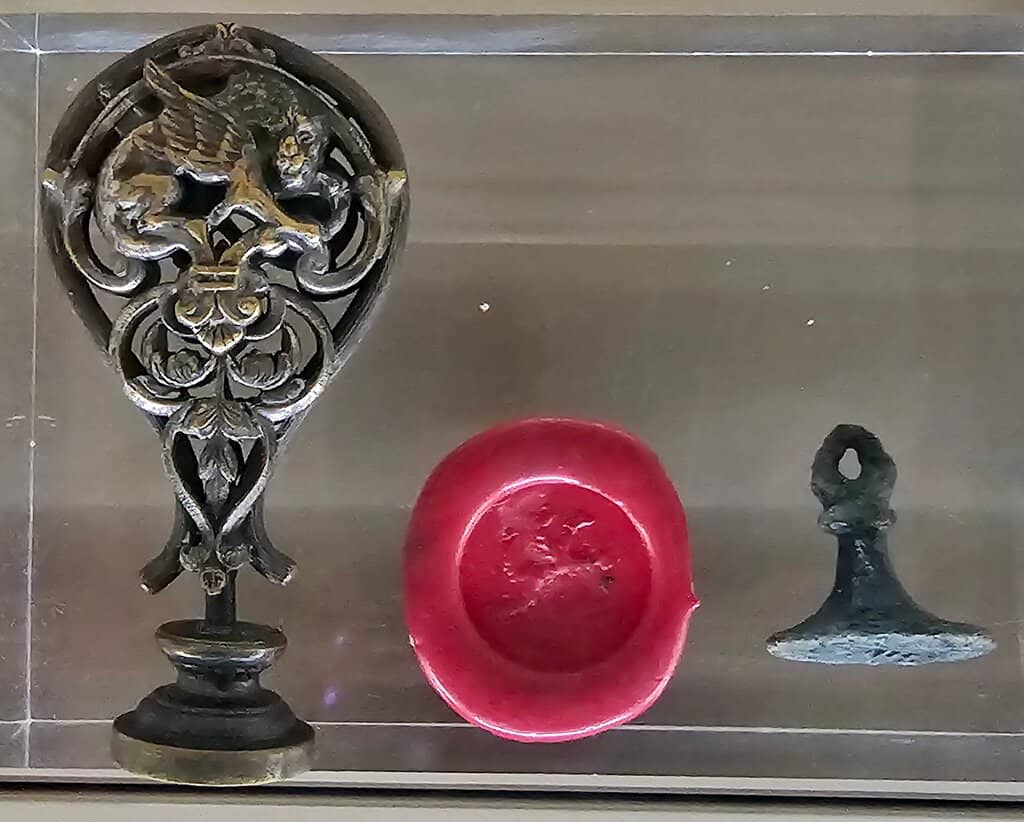 Historical Costume Dolls