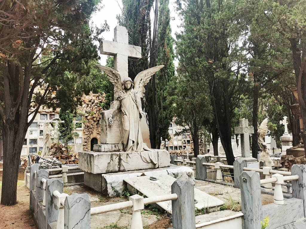 Alfonso Ugarte Mausoleum