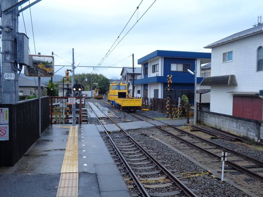 Cat-Shaped Kishi Station