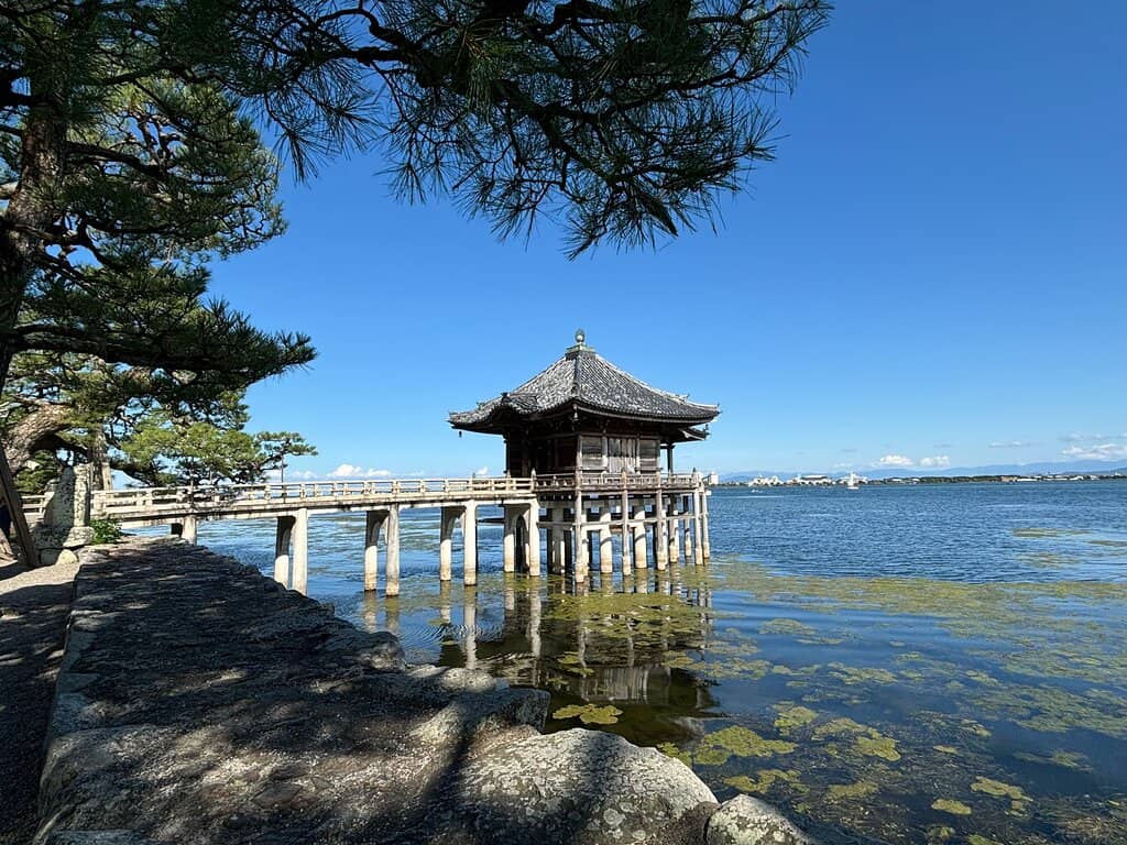 The Floating Hall (Ukimido)