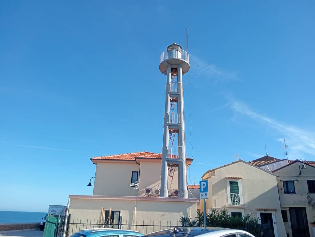 Historic Town Stroll