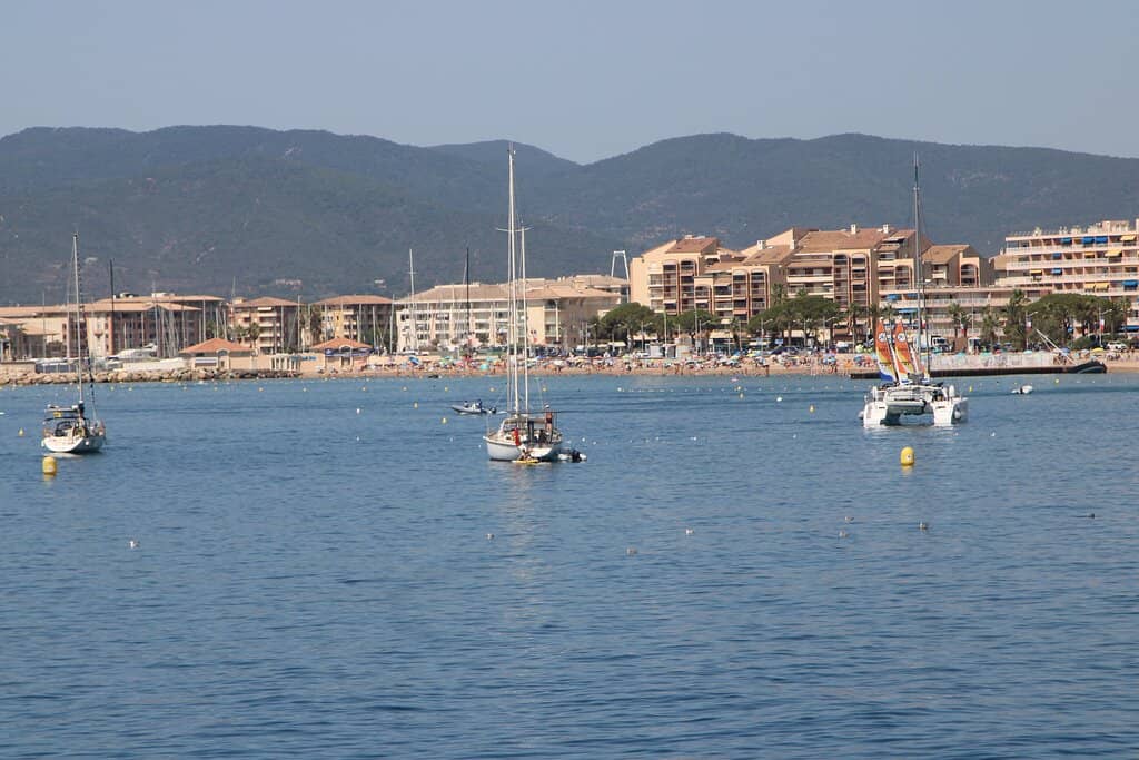 Esclamandes Beach