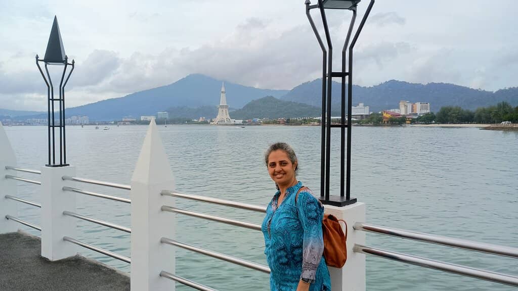 Seaside Bazaar Experience