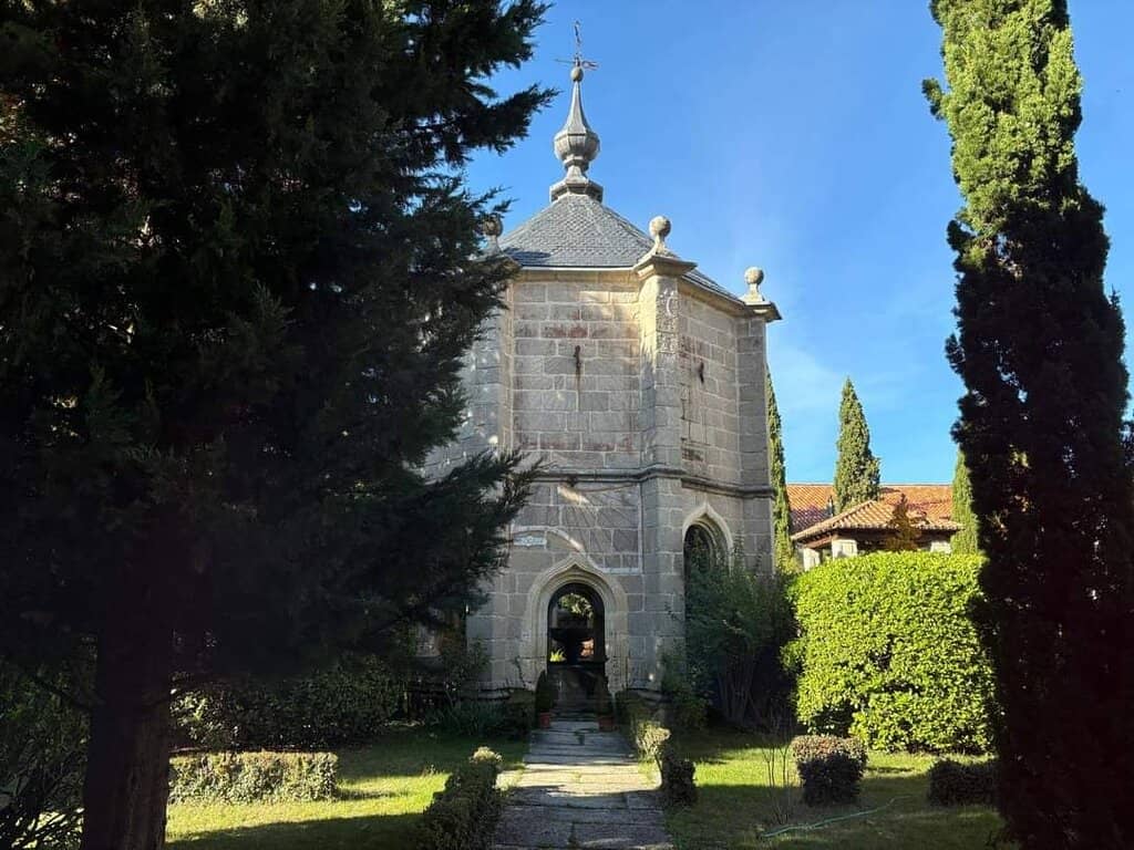 Monastic Art and Exhibits