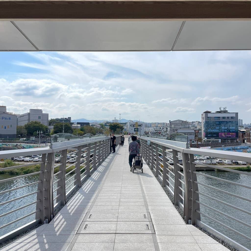 Illuminated Night Views